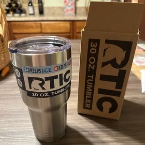 30 oz RTIC Tumbler
